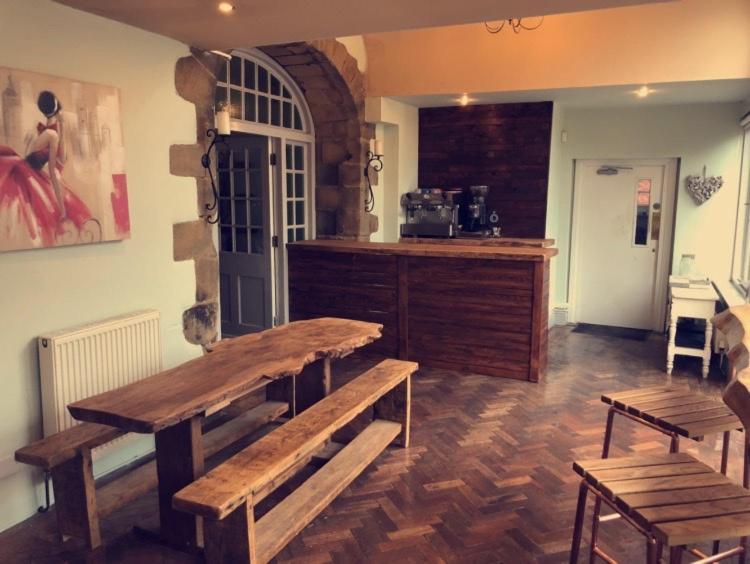 Kings Head Hotel Kirkbymoorside Dış mekan fotoğraf