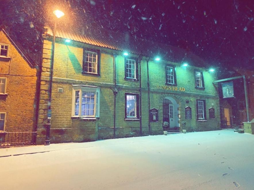 Kings Head Hotel Kirkbymoorside Dış mekan fotoğraf