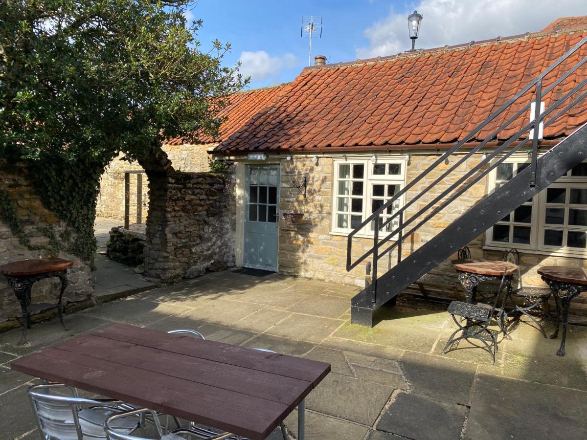 Kings Head Hotel Kirkbymoorside Dış mekan fotoğraf